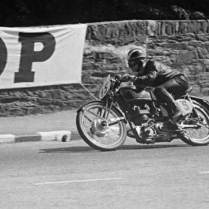 Arthur Wheeler (Velocette) 1951 Junior TT