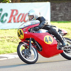 Bob Millinship (Ducati) 2013 500 Classic TT