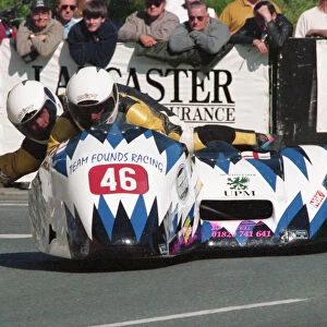 Chris Founds & Peter Founds (DJS Yamaha) 1999 Sidecar TT