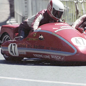 Eric Mordo & Bjorn Rasmussen (BGA Armstrong) 1982 Sidecar TT