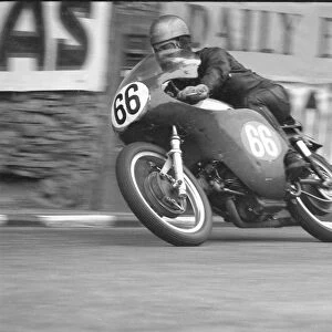 Gilberto Milani (Aermacchi) 1961 Lightweight TT