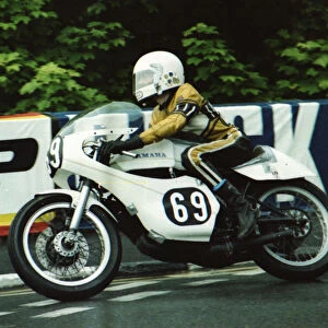 Gordon Jones (Yamaha) 1980 Formula Three TT