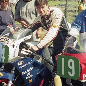 Iain Duffus (Yamaha) 1987 Production B TT