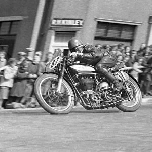 Javier de Ortueta (Norton) 1951 Senior TT