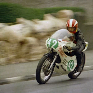 John Logan (Yamaha) 1976 Lightweight Manx Grand Prix