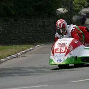 Keith Walters & Andrew Webb (Mistral Ireson) 2004 Sidecar TT