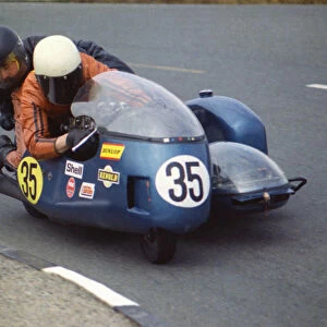 Mick Potter & Eddie Hammond (BSA) 1974 750 Sidecar TT
