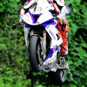 Peter Hickman (BMW) 2018 Senior TT