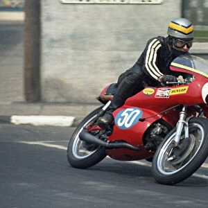 Ray Pickrell (Aermacchi) 1970 Junior TT