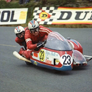 Roger Dutton & Tony Wright (Suzuki) 1974 750 Sidecar TT