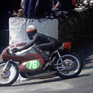 Stan Woods (Yamaha) 1969 Lightweight TT