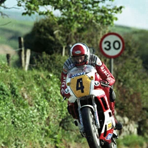 Steve Cull (Yamaha) 1990 Supersport 600 TT