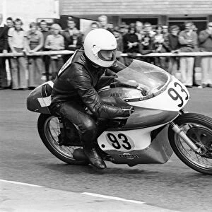 Steve Skinner (Arter Matchless) 1975 Senior Manx Grand Prix