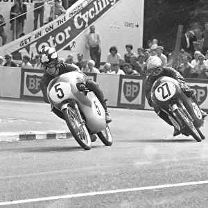 Tommy Robb (Suzuki) and Chris Walpole (Honda) 1967 50cc TT