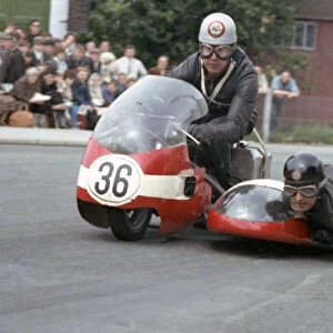 Tony Baitup & A B Diggle (Triumph) 1965 Sidecar TT