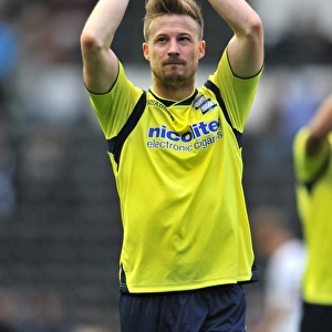 Wade Elliott's Appreciation: Birmingham City Fans Unwavering Support at Derby County (Sky Bet Championship)