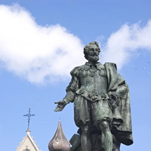 Belgium, Flanders, Antwerp Province, Antwerp, the Groenplaats or green square, Statue of Rubens