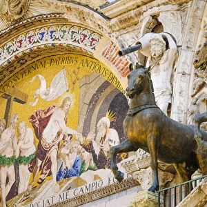 Bronze horses and mosaic above the entrance to Basilica San Marco (Saint Marks Cathedral)