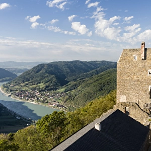 The castle ruin Aggstein high above the Danube in the Wachau. The Wachau is a famous vineyard