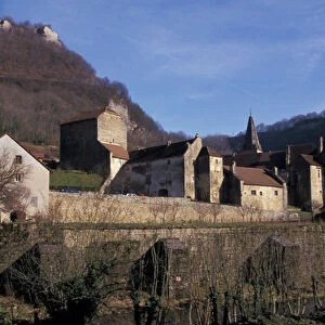 Europe, France, Jura, Baume les Messieurs. Village view