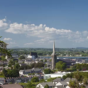 Ireland, County Wexford, Wexford Town, elevated town view