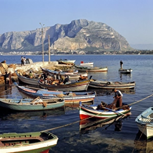 Italy, Sicily, Mondelo. Its a quiet morning at the harbor at Mondelo on Sicily, Italy