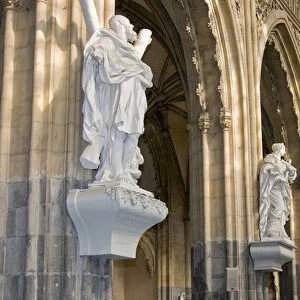 Liege, Belgium, statuary, vaulted ceiling, church, architecture