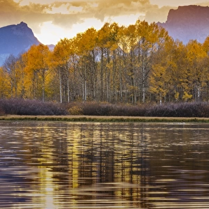 Oxbow bend at sunset, Grand Tetons National Park, Wyoming, USA