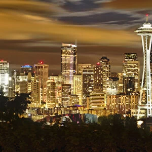 USA, Washington, Seattle. Night view of the Seattle skyline