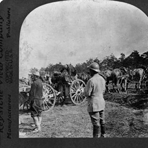 WORLD WAR I: ARTILLERY. British artillery in the village of Perthes-les-Hurlus