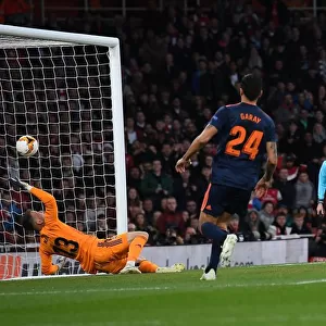 Alexandre Lacazette Scores Arsenal's Second Goal in Europa League Semi-Final vs Valencia