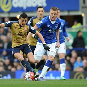 Alexis Sanchez Outmaneuvers McCarthy: Everton vs. Arsenal, Premier League 2015-16