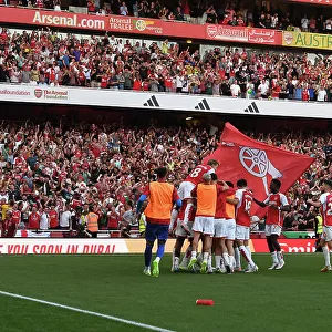 Arsenal Celebrates Third Goal Against Manchester United in 2023-24 Premier League