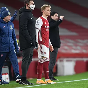 Arsenal Debut: Martin Odegaard Makes First Appearance Against Manchester United in Empty Emirates Stadium (Arsenal v Manchester United 2021)