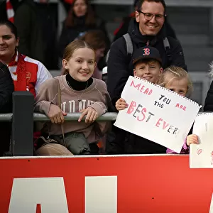 Arsenal FC vs Manchester City: Fans Rally Behind Beth Mead and Alessia Russo at Barclays Women's Super League Match