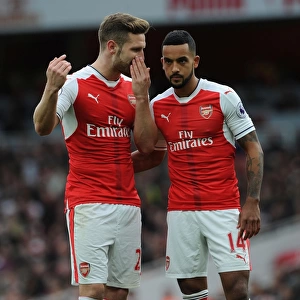 Arsenal: Mustafi and Walcott in Action against Middlesbrough, Premier League 2016-17