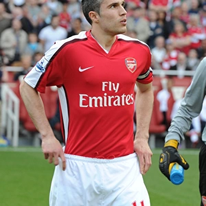 Arsenal vs Manchester City 0-0: Robin van Persie's Determined Performance at Emirates Stadium, FA Barclays Premier League