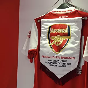 Arsenal vs PSV Eindhoven: Europa League Clash - Arsenal Changing Room Pennant