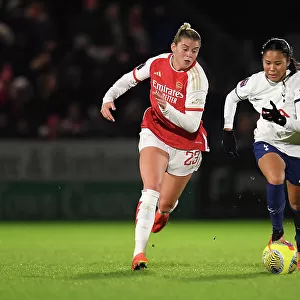 Arsenal vs. Tottenham Women's Football Rivalry: A Battle for Possession in the FA Continental Tyres League Cup