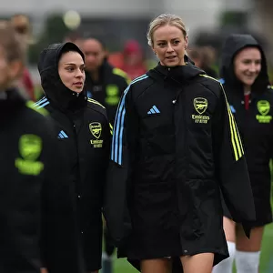 Arsenal Women's Team 2023-24: Gio Queiroz and Amanda Ilestedt Lead the Squad