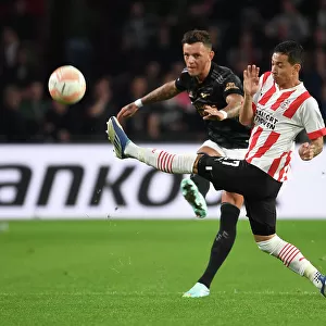 Arsenal's Ben White Shines in Europa League Clash Against PSV Eindhoven