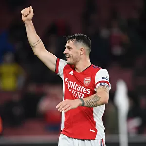 Arsenal's Granit Xhaka Shows Appreciation to Fans in Emotional Post-Match Moment (Arsenal vs West Ham United, 2021-22)