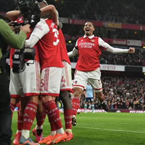 Arsenal's Saliba Scores: Arsenal FC vs Brentford FC, Premier League 2022-23