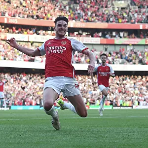 Declan Rice Scores the Decisive Goal: Arsenal's Thrilling Victory Over Manchester United in the 2023-24 Premier League at Emirates Stadium