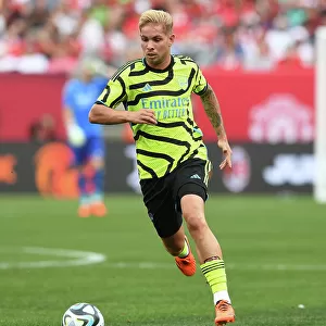 Emile Smith Rowe Shines: Arsenal Outperforms Manchester United at MetLife Stadium (2023-24)