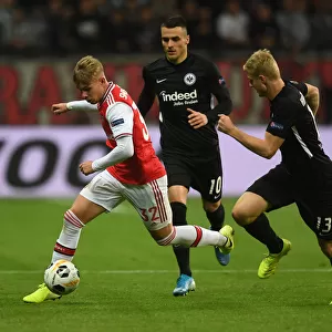 Emile Smith Rowe vs. Martin Hinteregger: Clash in the Europa League between Eintracht Frankfurt and Arsenal FC