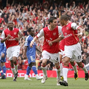 Gilberto and Fabregas: Unforgettable Goal Celebration at Emirates Stadium (1:1 vs Chelsea, FA Premiership, 2007)