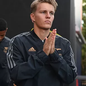 Martin Odegaard Gears Up: Arsenal's Readiness for Crystal Palace Clash in Premier League 2022-23