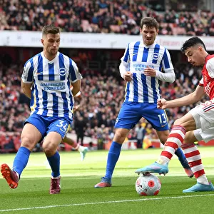 Martinelli Stands Firm Against Brighton Duo in Arsenal's Premier League Clash