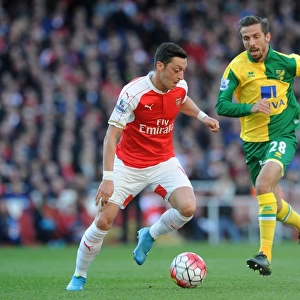 Mesut Ozil vs. Gary O'Neil: A Battle at the Arsenal vs. Norwich City, Premier League, 2016